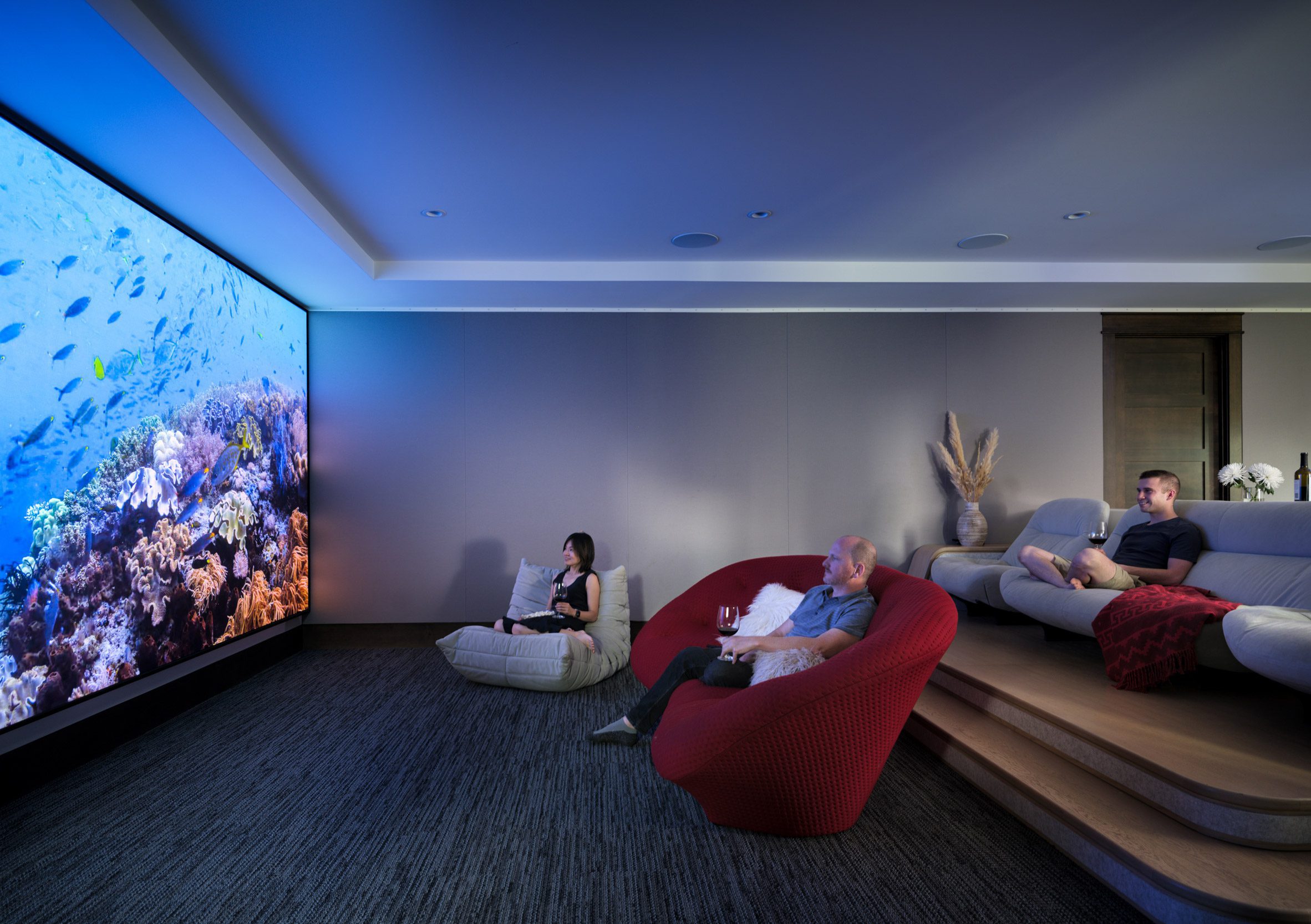 Media room in Living room in Flatirons Residence by Tumu Studio
