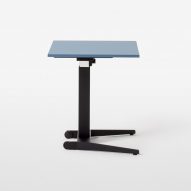 Height-adjustable Follow Me table by Mara