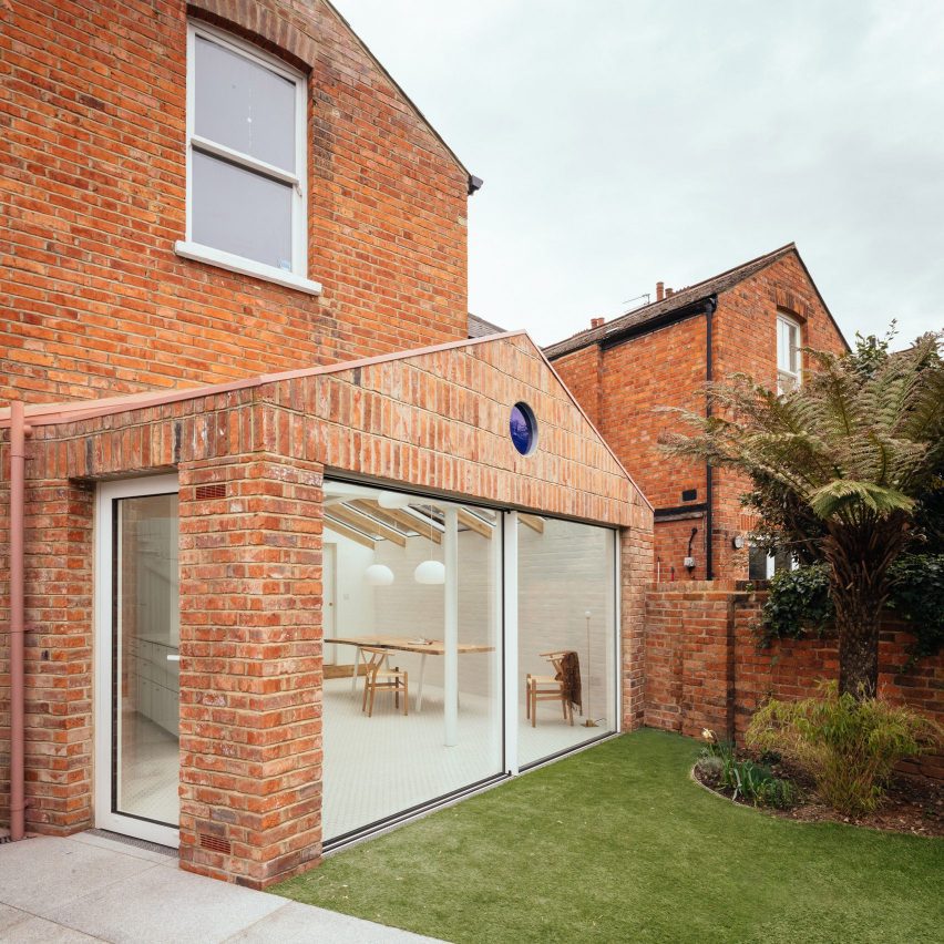 A brick London house extensoon