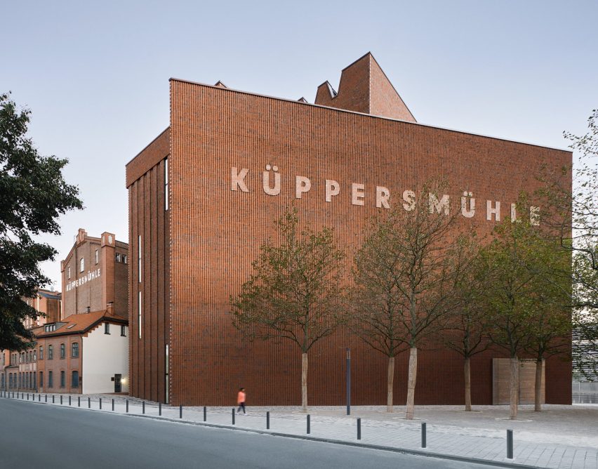 Extension to MKM Museum Küppersmühle