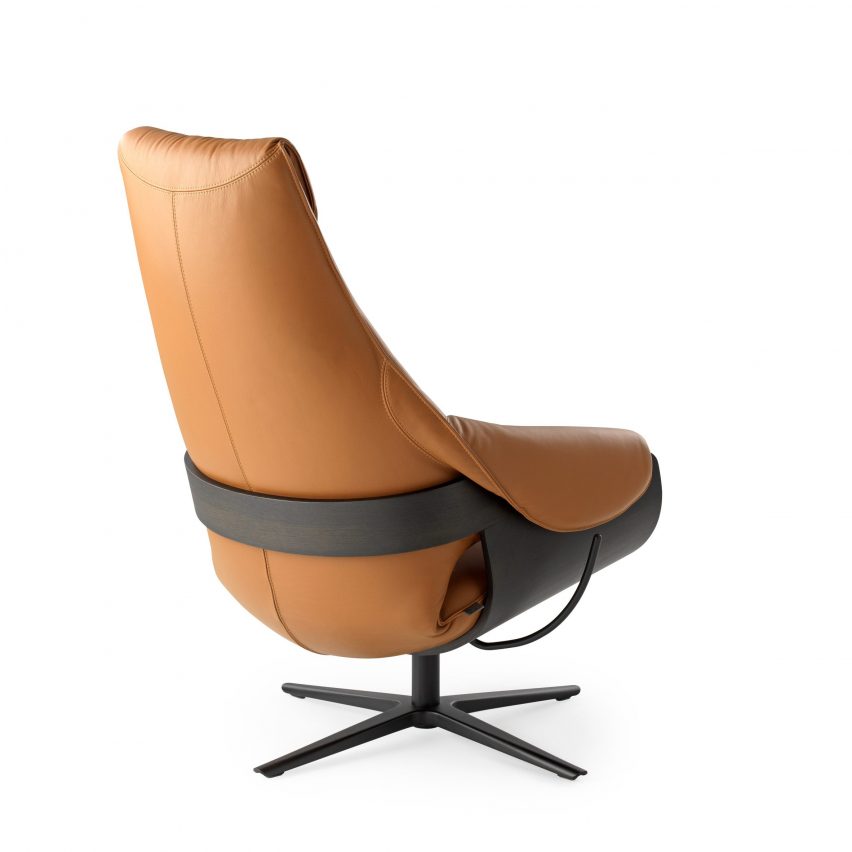 LXR10 armchair by Studio Truly Truly for Leolux LX tan leather and black stained shell rear view