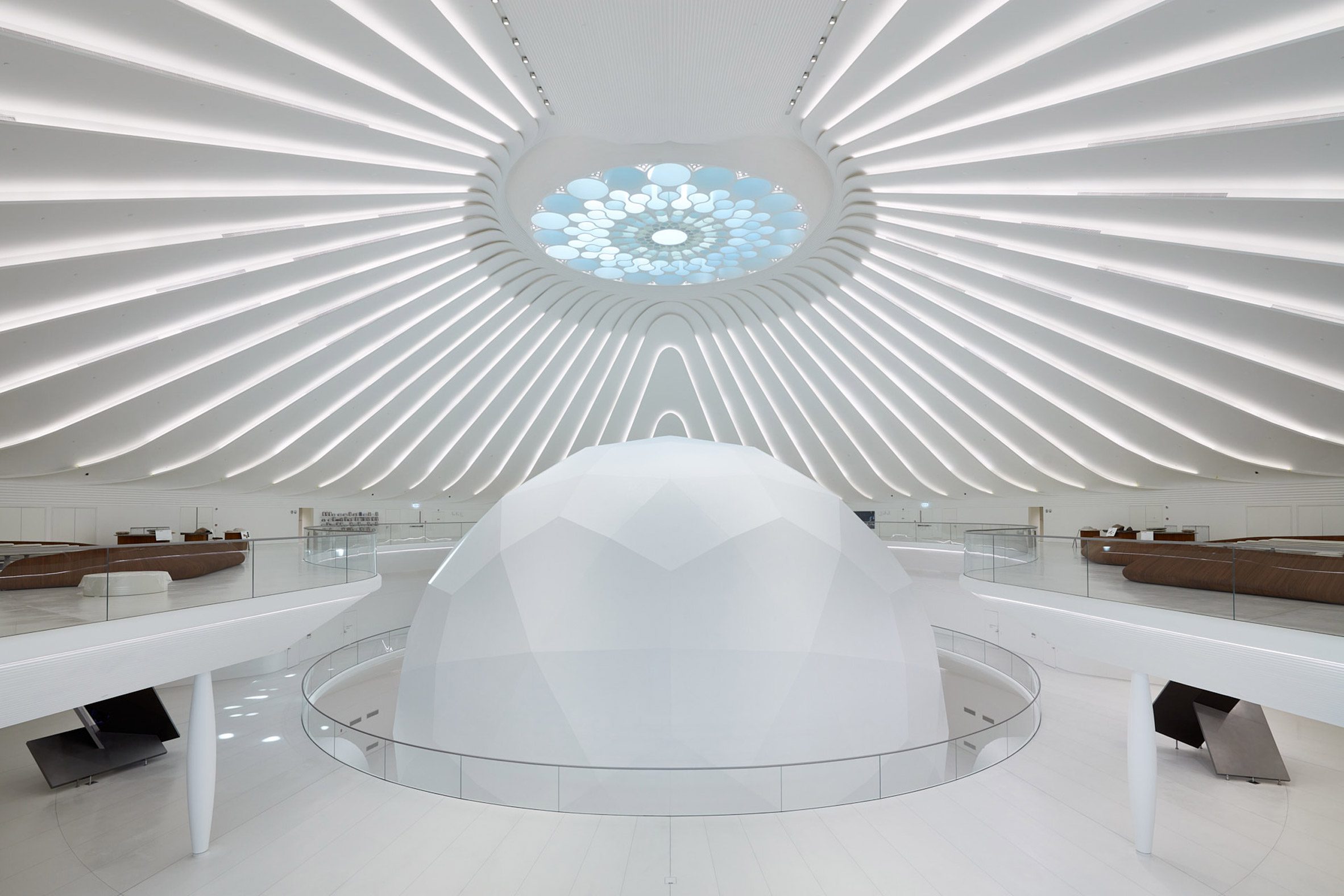 Sphere-shaped auditorium
