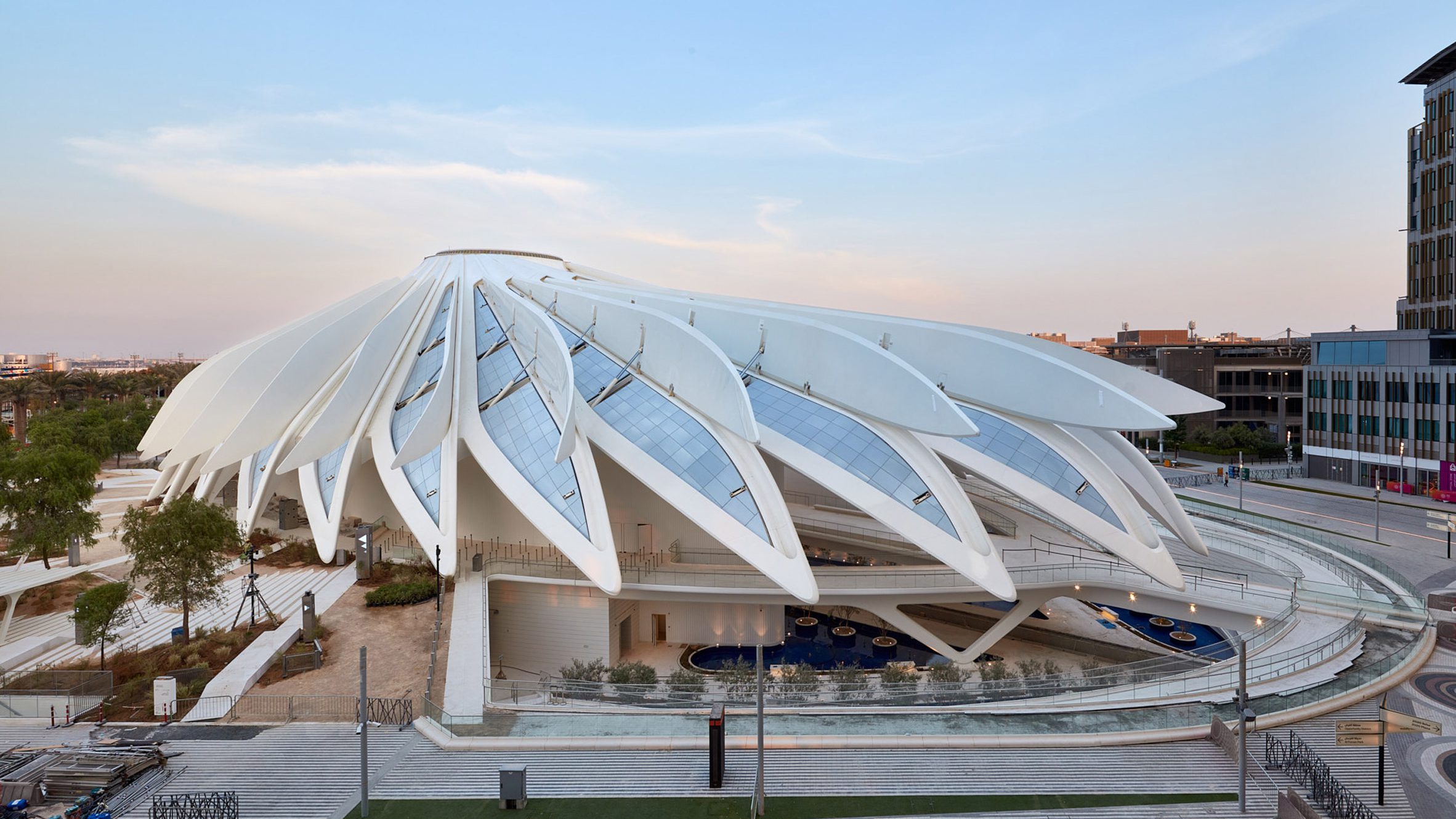 Santiago Calatrava reveals UAE Pavilion at Dubai Expo
