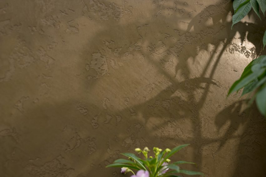Shadows on wall finished with Armourcoat PPX at the Chelsea Flower Show
