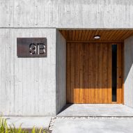 Casa 9B by Bernardo Bustamante Arquitectos