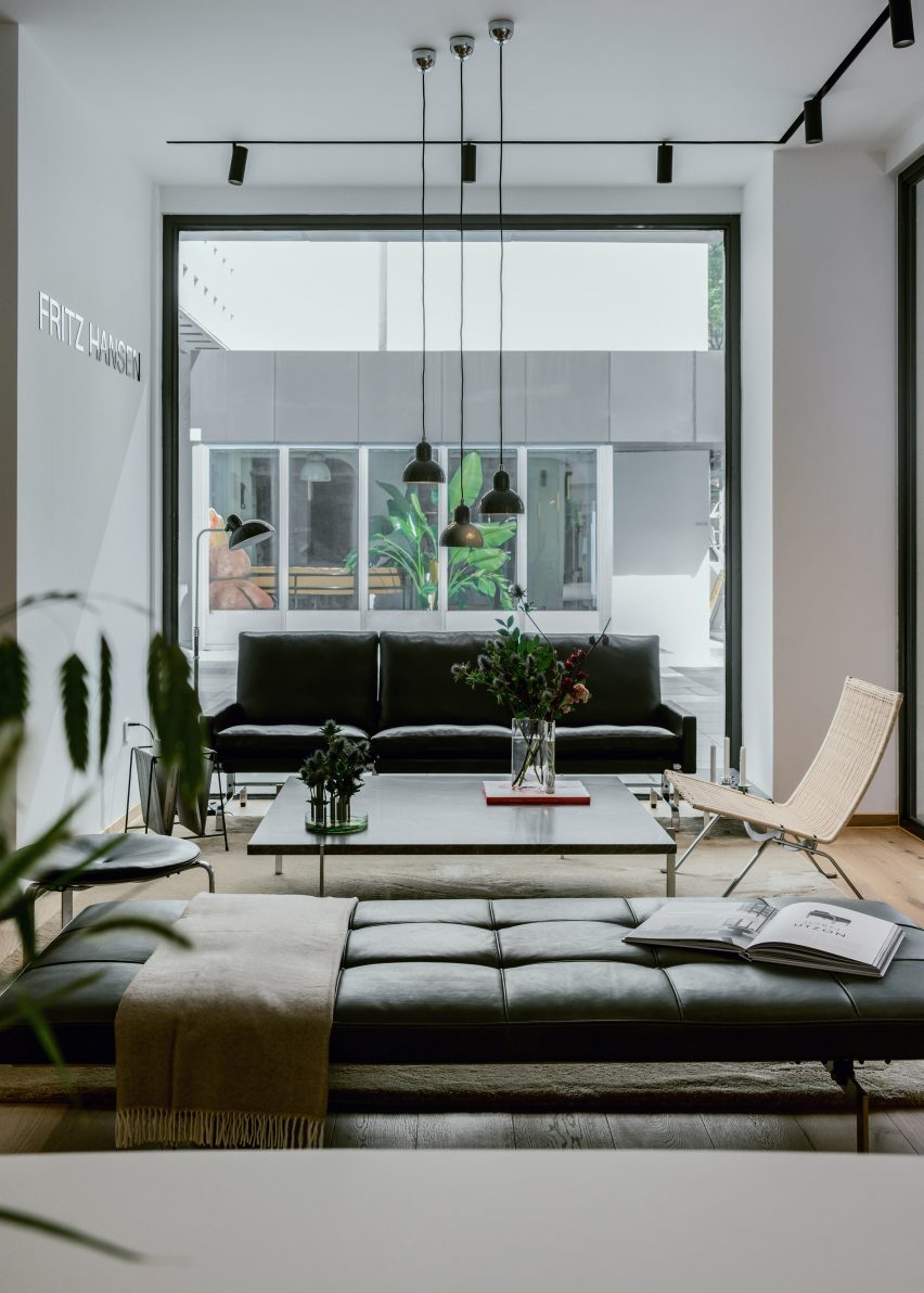 Living room furniture by Fritz Hansen