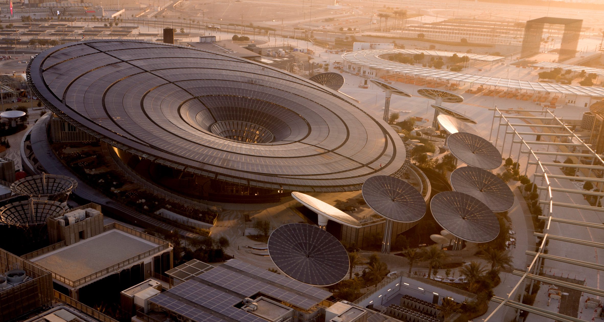 Solar panel-topped pavilion at Dubai Expo