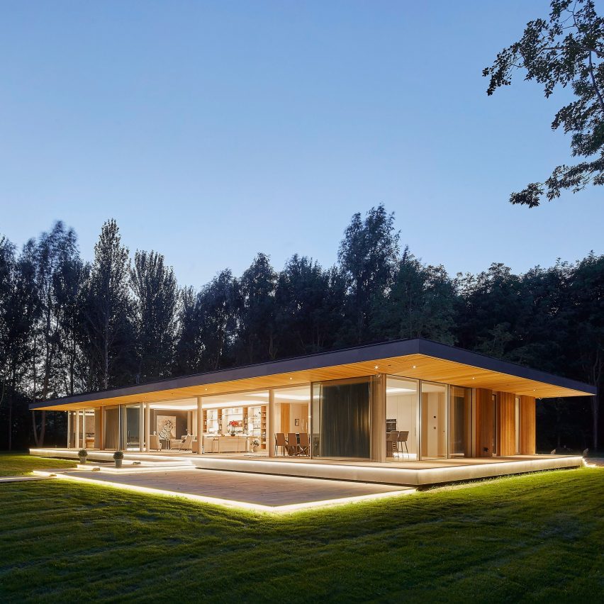 Broadway Malyan completes glazed woodland retreat in the Cotswolds