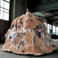 To-be-look-at-ness is a huge dress designed by Hsin Min Chan., A graduate of the Design Academy Eindhoven