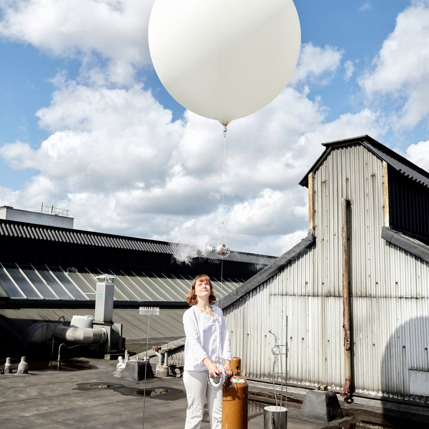 Filips Sta?islavskis' Human-Cloud Project turns human breath into clouds