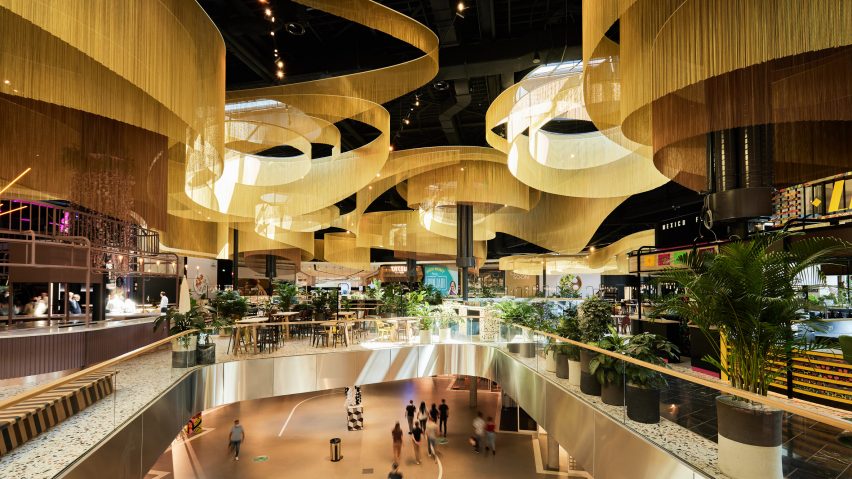 Westfield Mall of the Netherlands by MVSA Architects with Kriskadecor chains