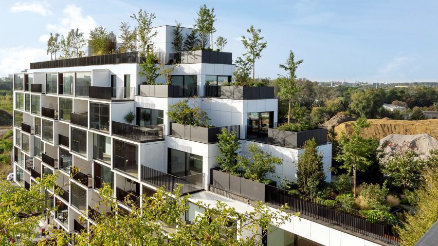Plant-covered housing by Stefano Boeri