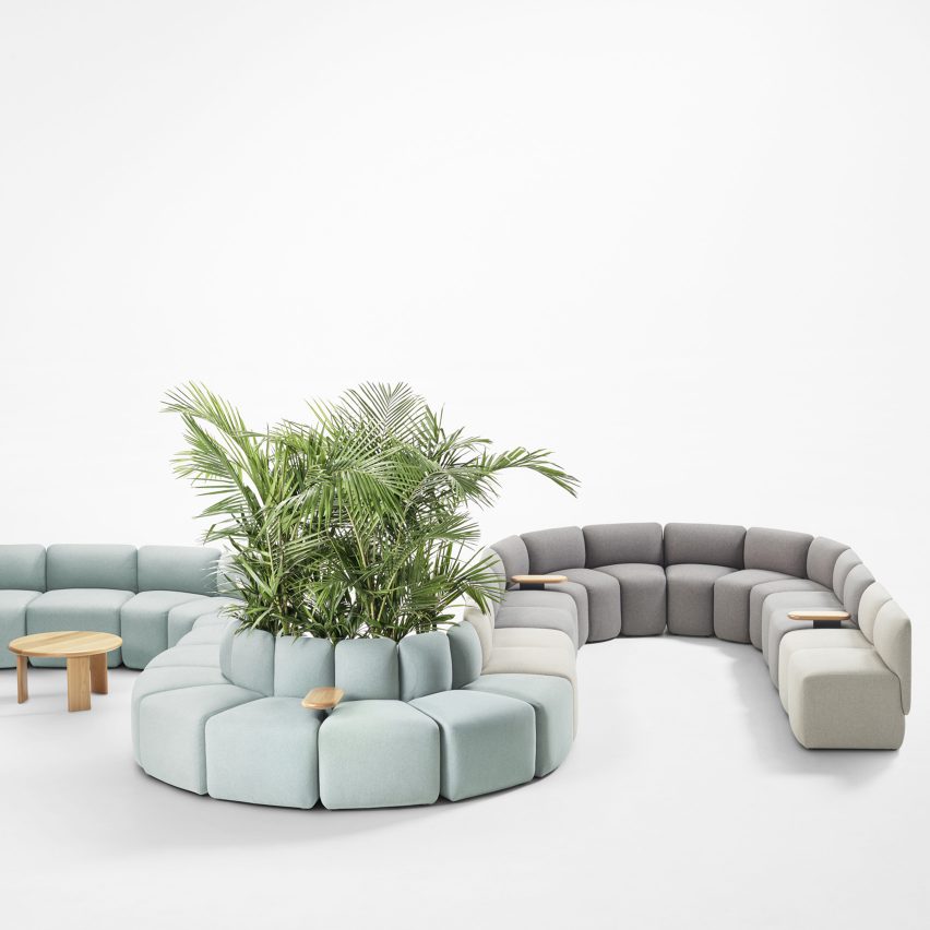 Caterpillar seating system by Alexander Loterszatin for Derlot