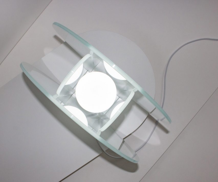 A view of Daylight lamp from above