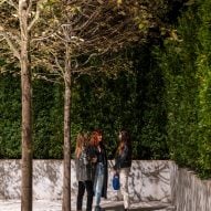 Garden spaces at the Bagdat Caddesi Apple Store