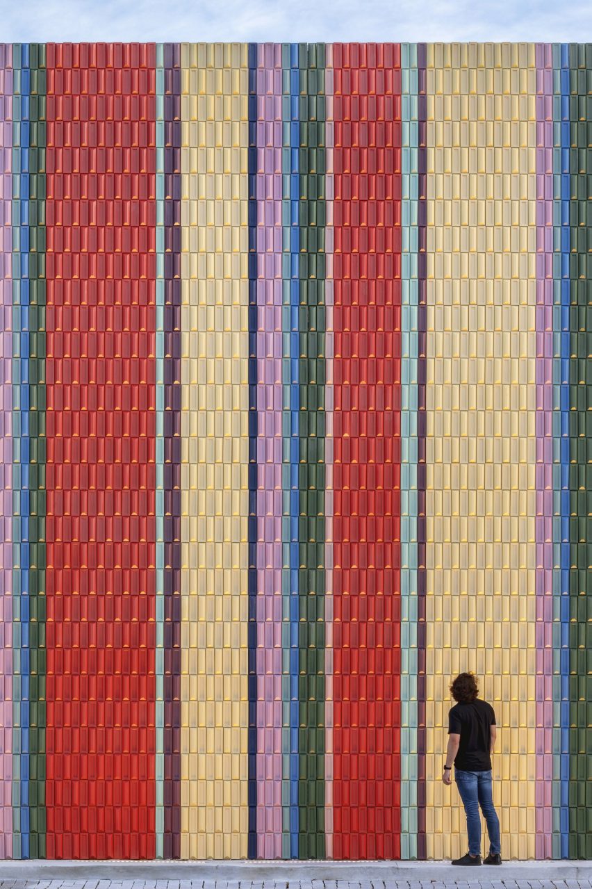 Grupo Arca Miami showroom features striped tiled facade