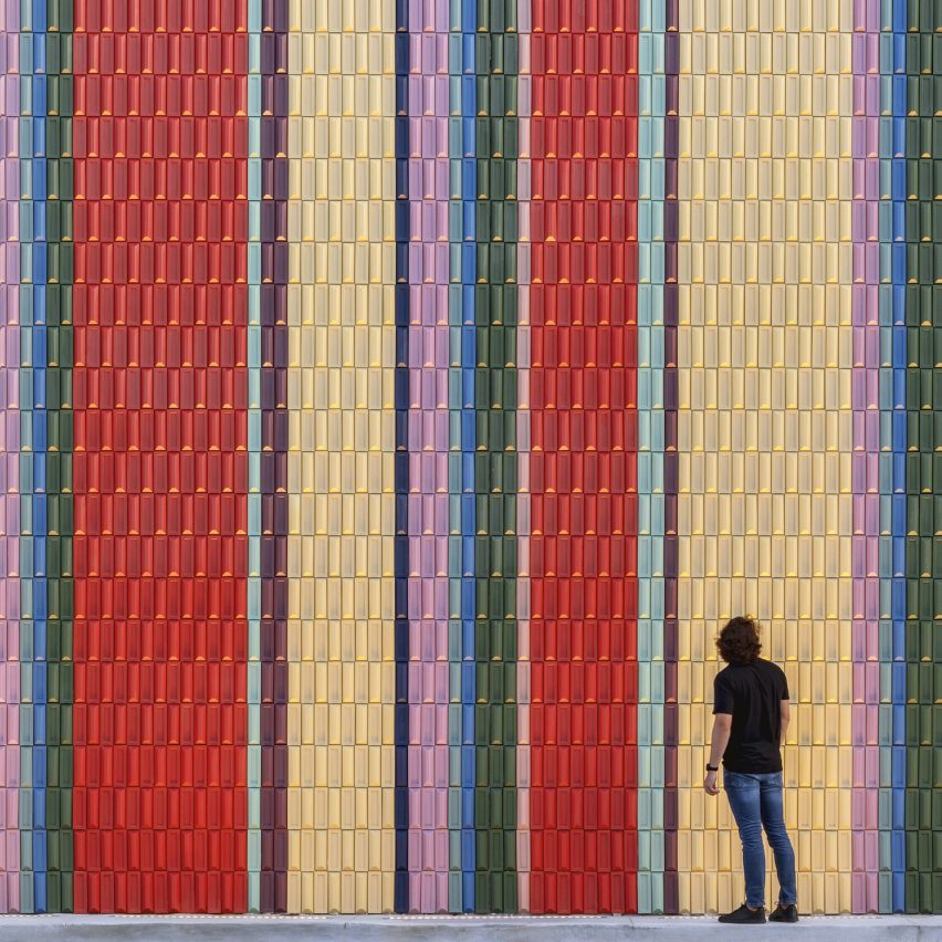 Grupo Arca showroom in Miami features stripy tiled facade
