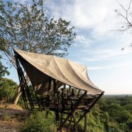 Learning Viewpoint by Al Borde overlooks an Ecuadorian forest preserve