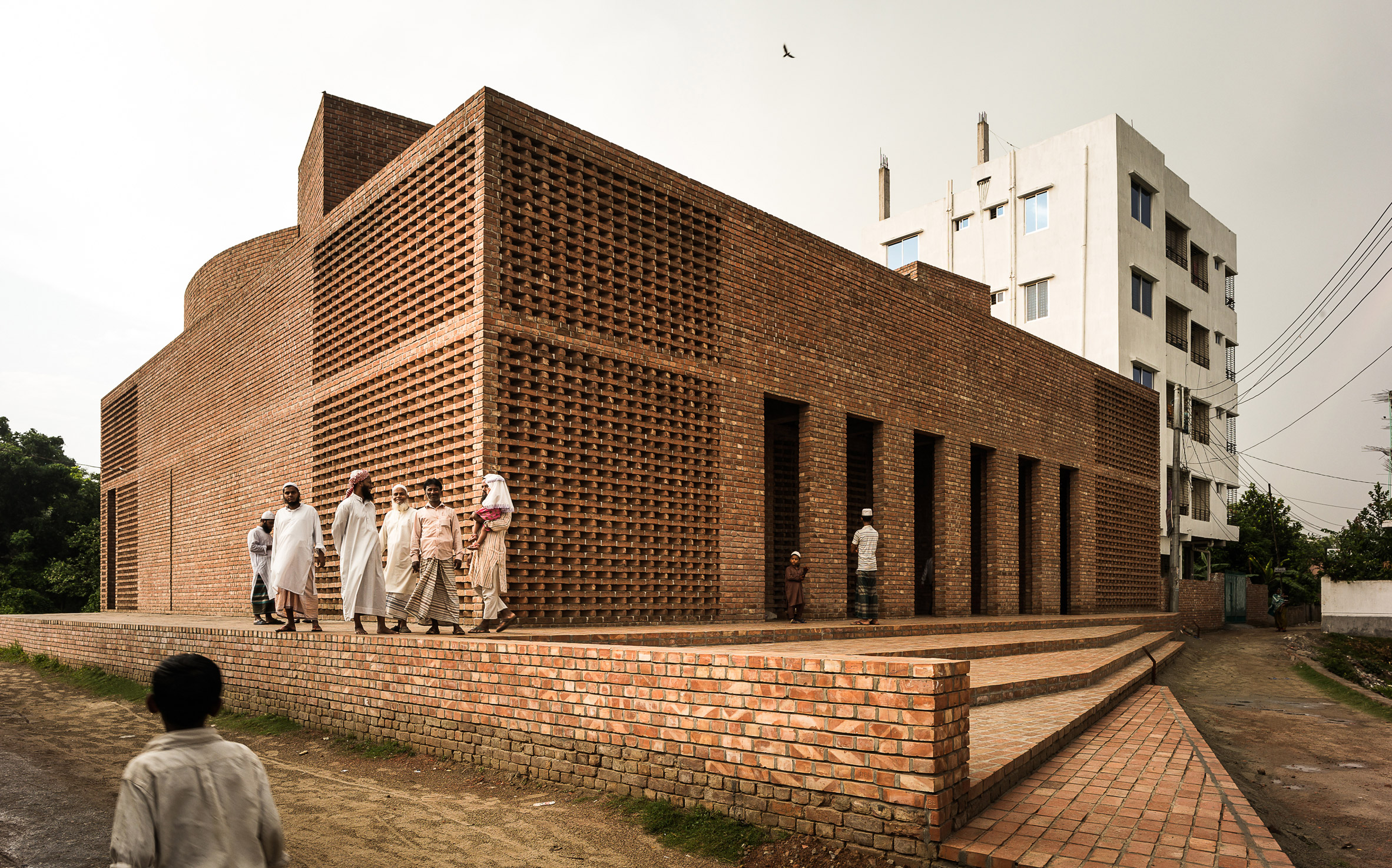 Red perforated brick Bait Ur Rouf Mosque