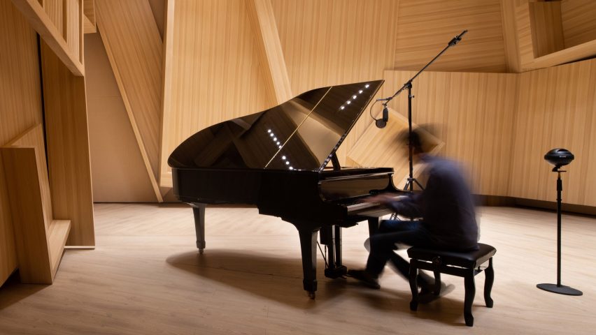 A pianist practising in Meilan Music Studio