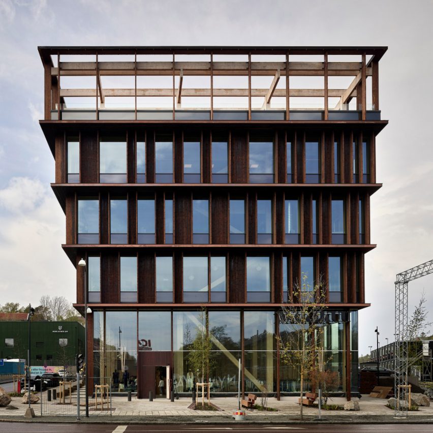 Facade of Nodi wooden office building by White Arkitekter