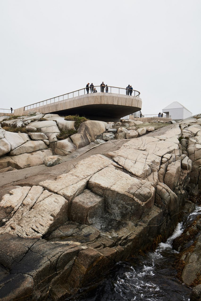 Peggy's Cove viewpoint seen from below