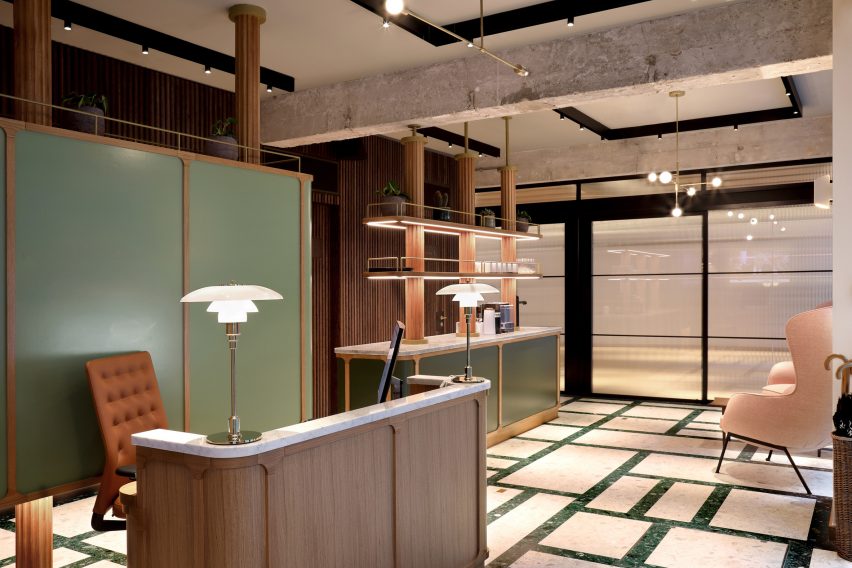 پذیرش طبقه همکف در دفتر خیابان Babmaes 6 برای The Crown Estate توسط Fathom Architects