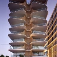Burleigh Heads Beach apartments by Koichi Takada Architects