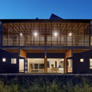 Arsitektur Jepang menginformasikan rumah Minnesota oleh Salmela Architect | Harga Kusen Aluminium