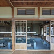 DDAA Inc converts Japanese house into offices for pottery brand Maruhiro