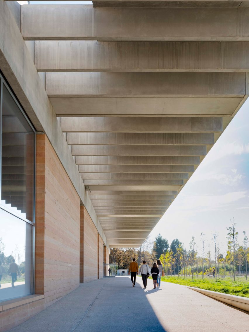 Walkway covered by concrete roof