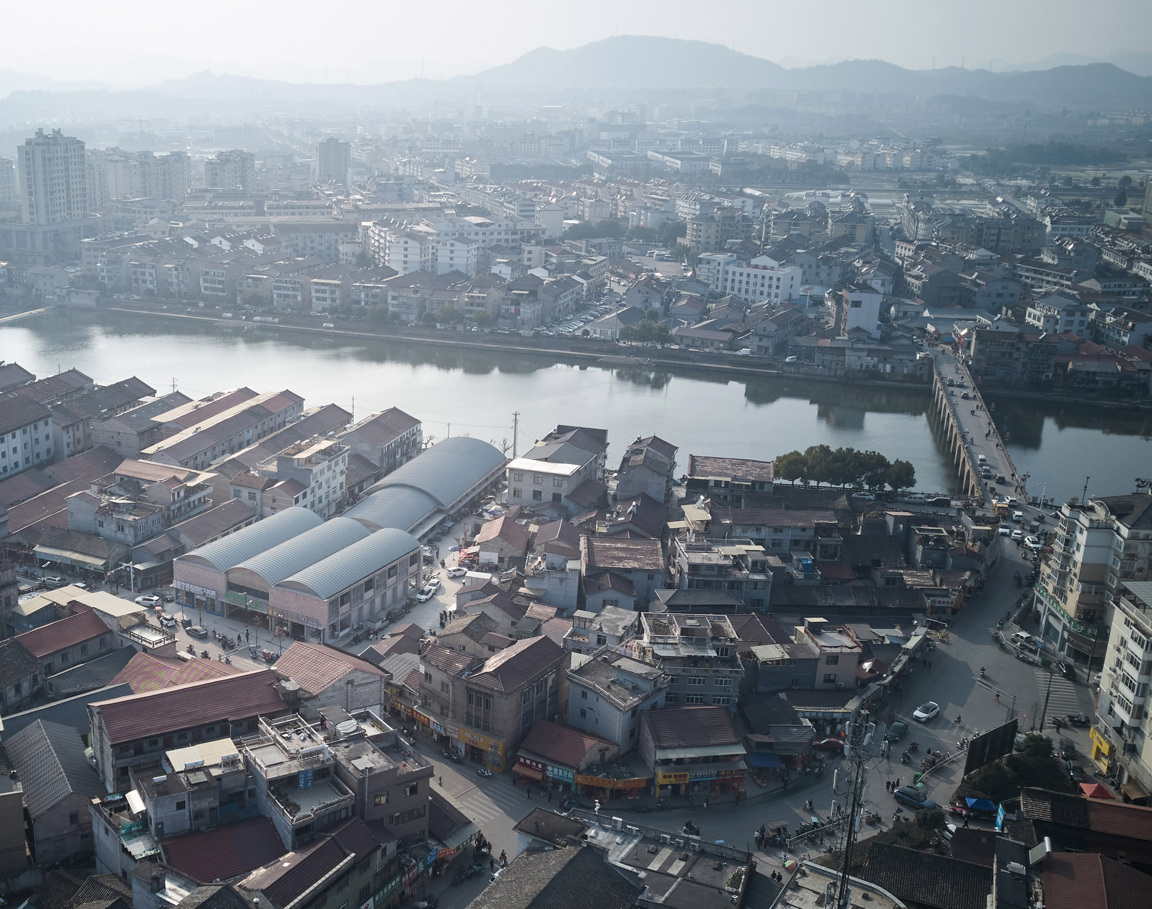 Aerial image of the newly built Xinfan Market