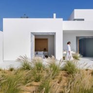 Paros House is a Greek villa that was designed by Studio Seilern Architects