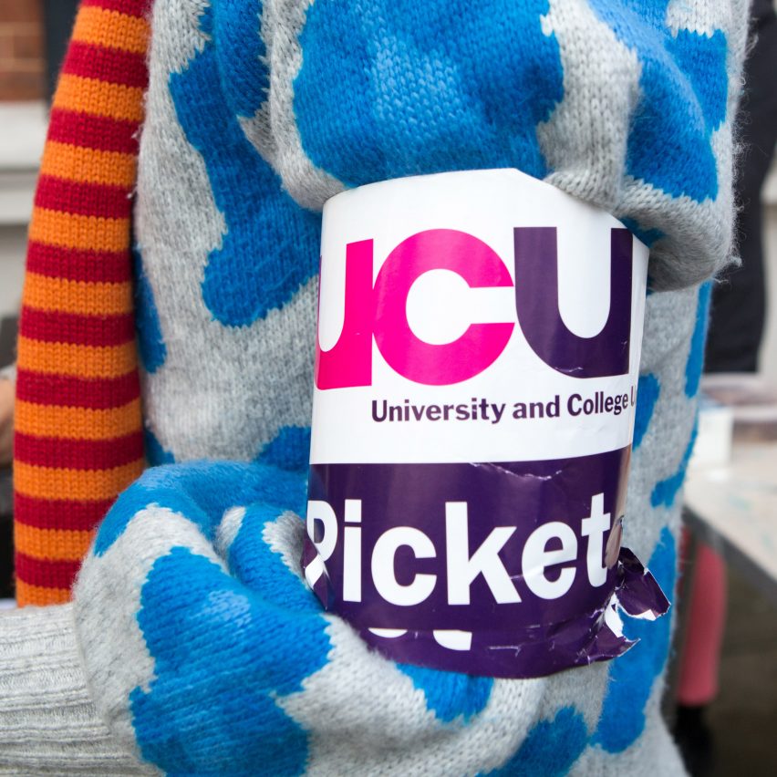 A picketer at the UCU strike