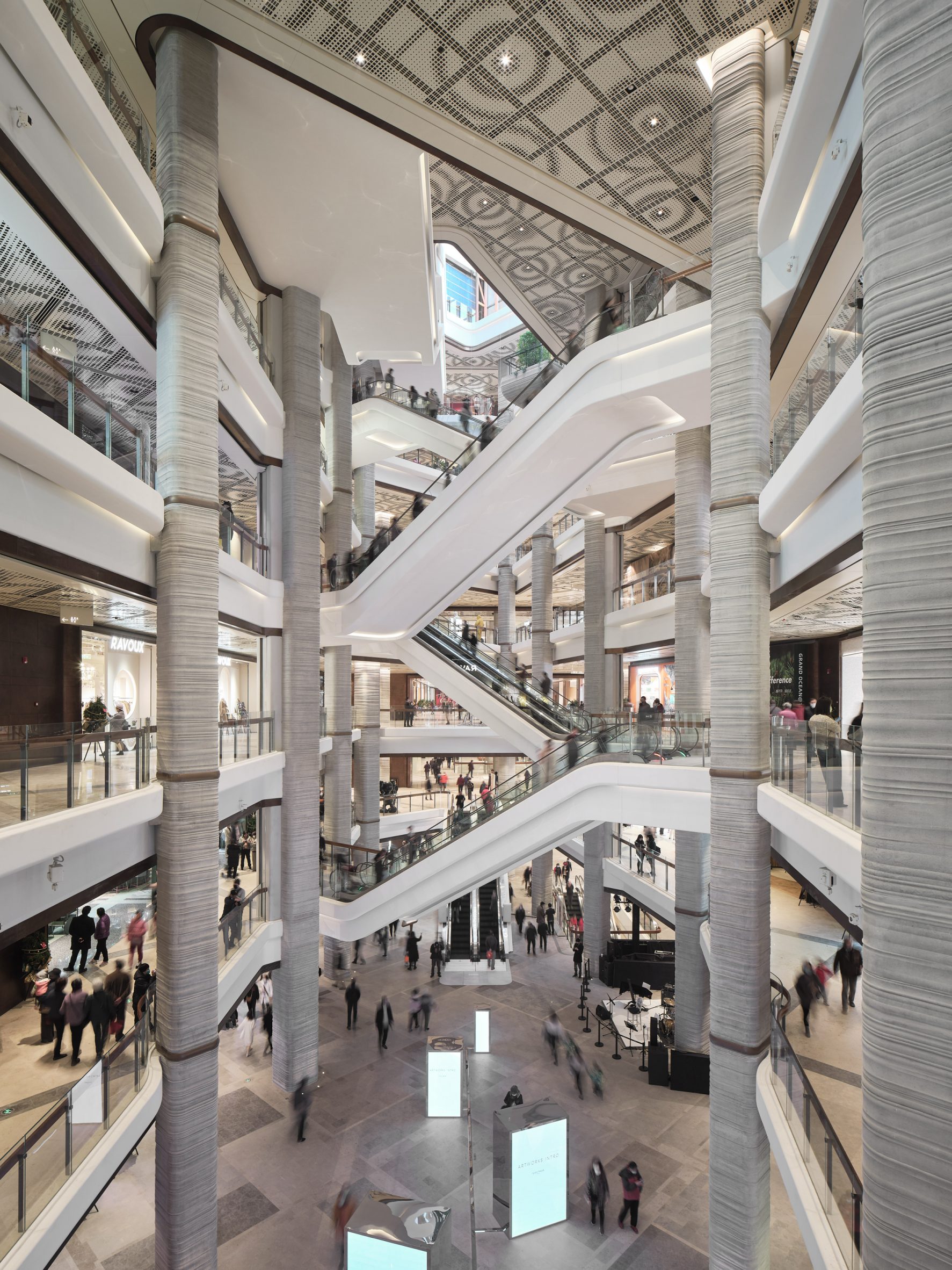 Thomas Heatherwick unveils 1,000 Trees shopping centre in Shanghai