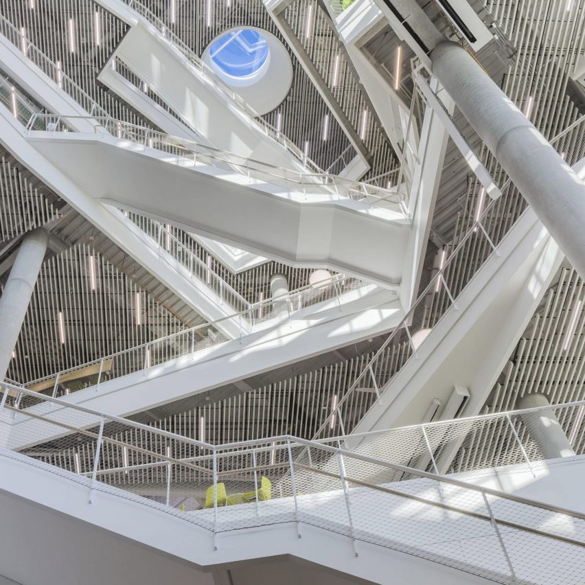Upshot of stairway and circular skylight in Harvard University’s Science and Engineering Complex, with structural engineering by SE 2050 signatory Buro Happold