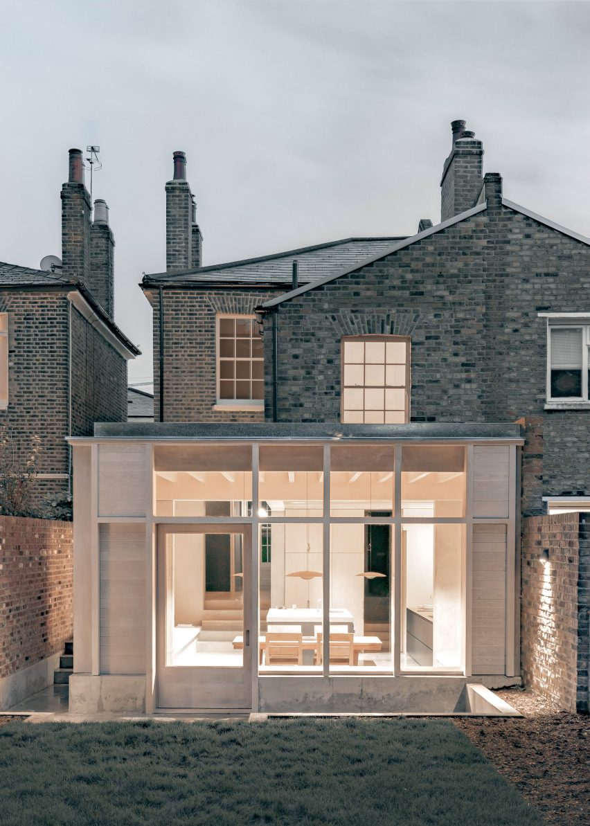 Plinth House، انگلستان، توسط DGN Studio