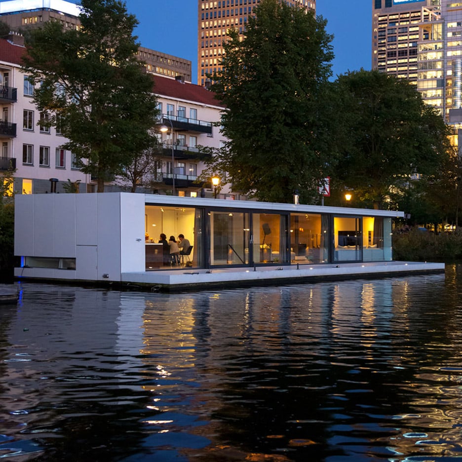 Watervilla Weesperzijde by +31 Architects