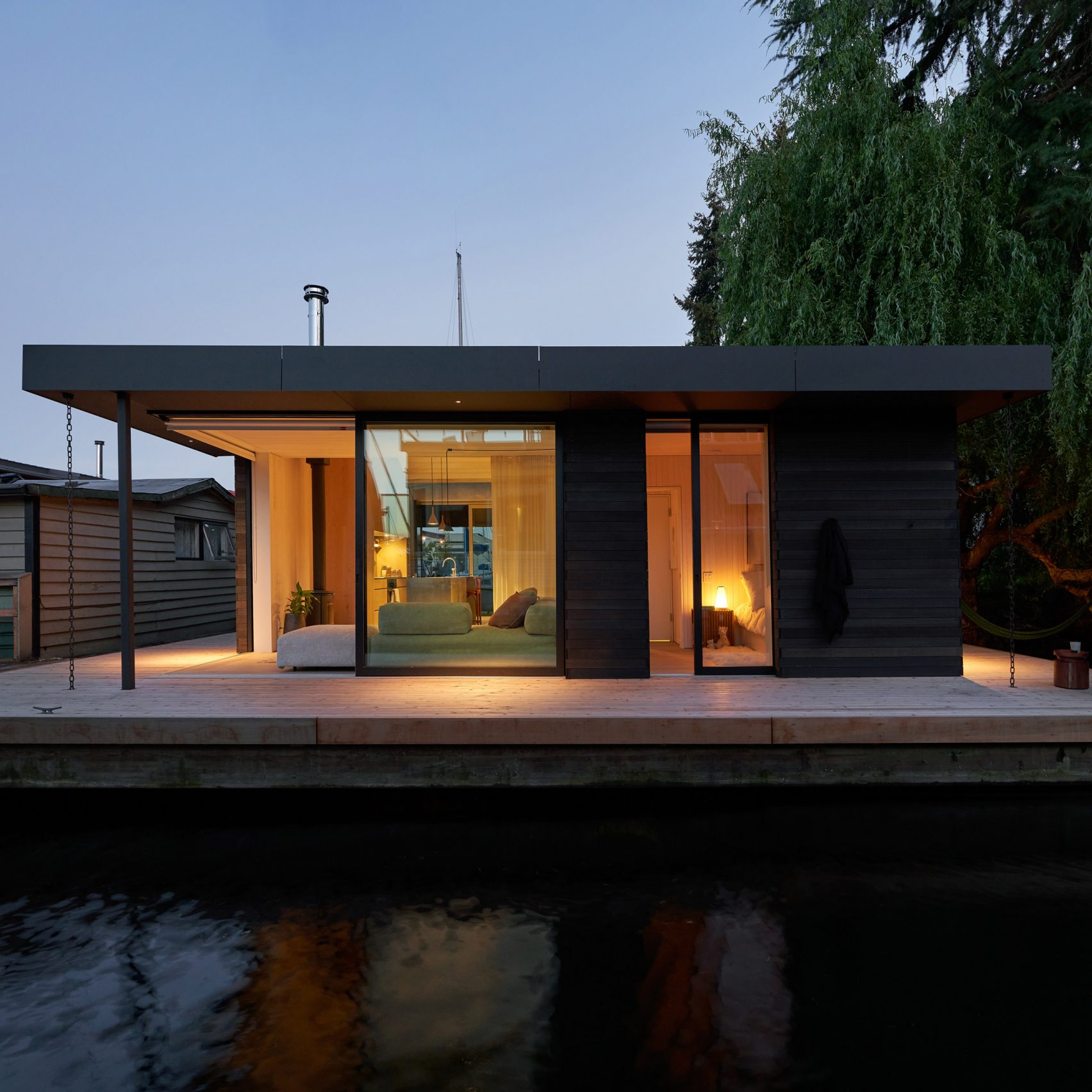 Ten floating architecture projects that sit directly on water – Free ...