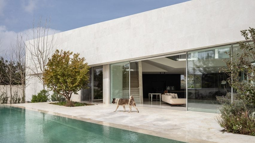 Glazing of IS House by Paritzki & Liani Architects