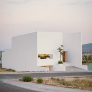 La Piedad house by Cotaparedes Arquitectos