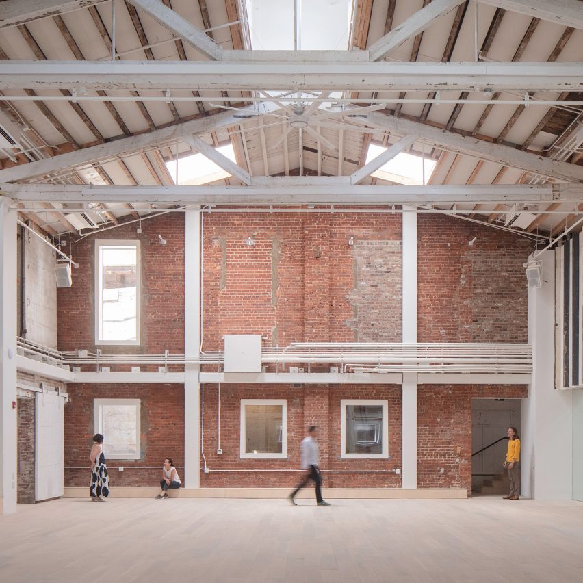 CO Adaptive Architecture converts Gowanus foundry into flexible theatre spaces