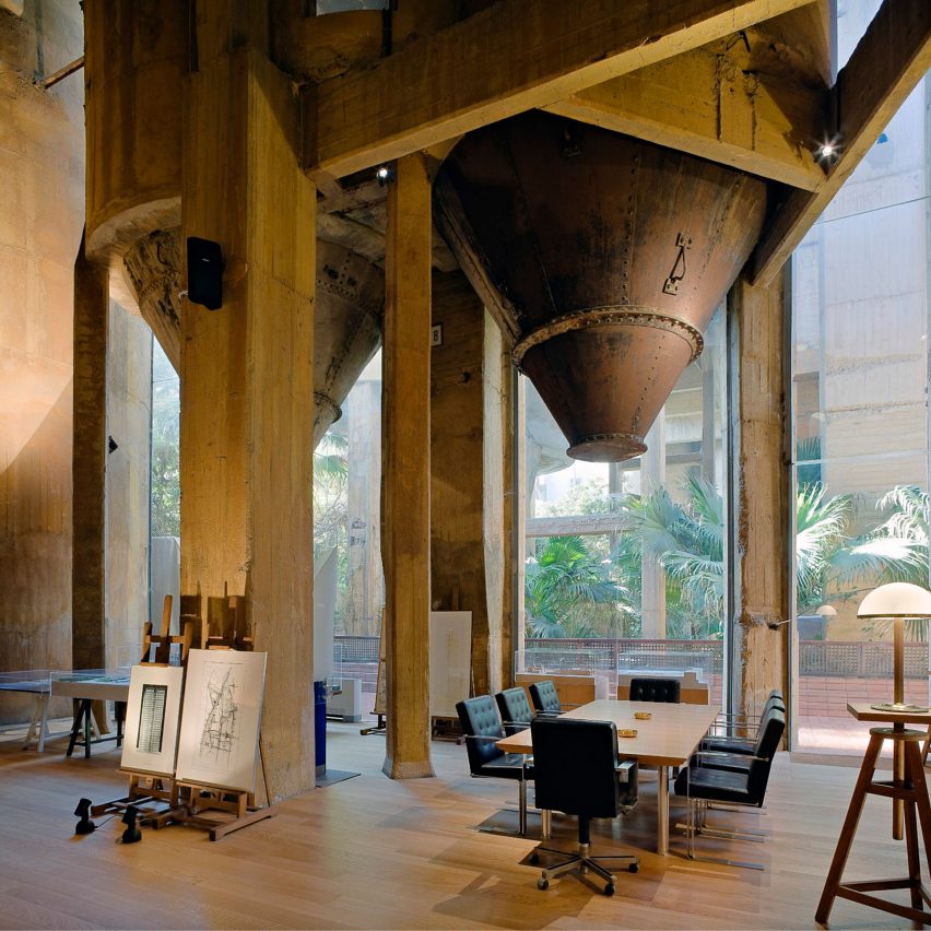 La Fábrica office by Ricardo Bofill Taller de Arquitectura