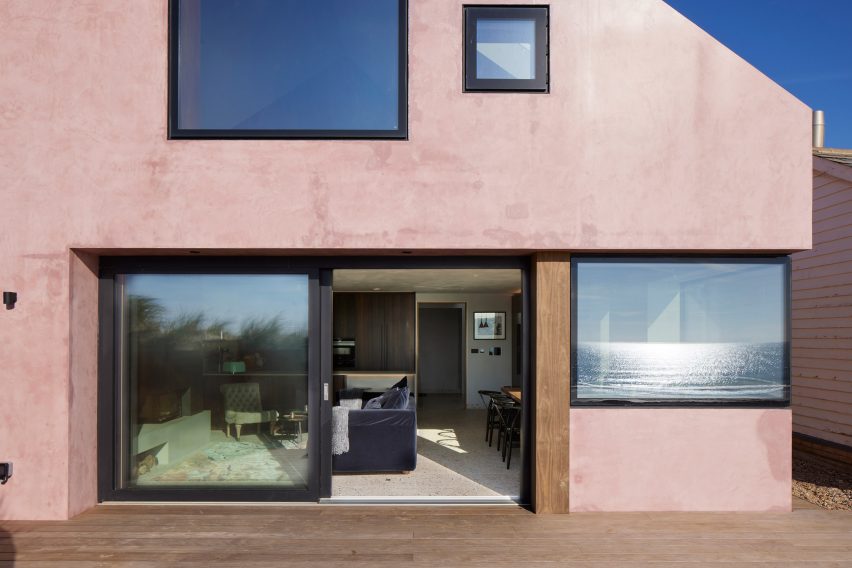 Pink concrete facade of Seabreeze house