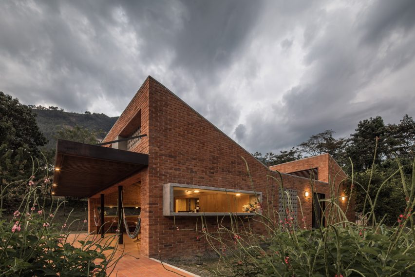 House in La Sila by PLan:b colombian brick exterior shot