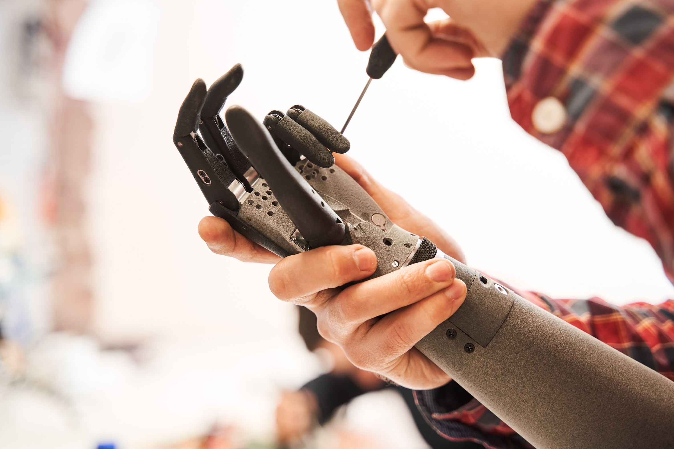 Designing a 3D-printed EMG bionic hand as a low-cost alternative to  prosthetic limbs