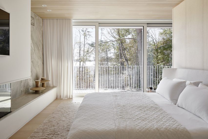 Main bedroom with views of the forest