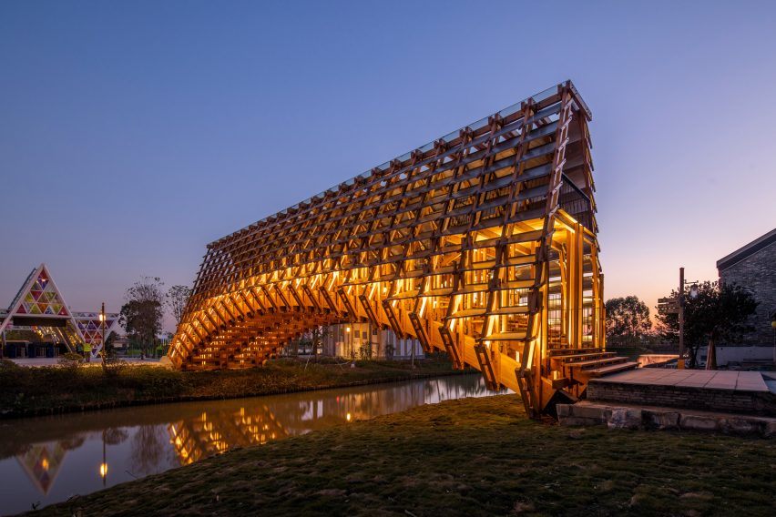 Night view of Timber Bridge in Gulou Waterfront by LUO Studio