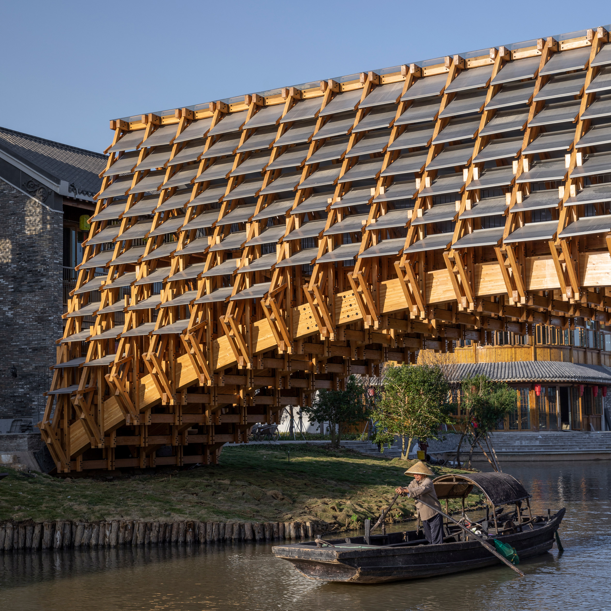 Timber structure in Gulou Waterfront by LUO Studio