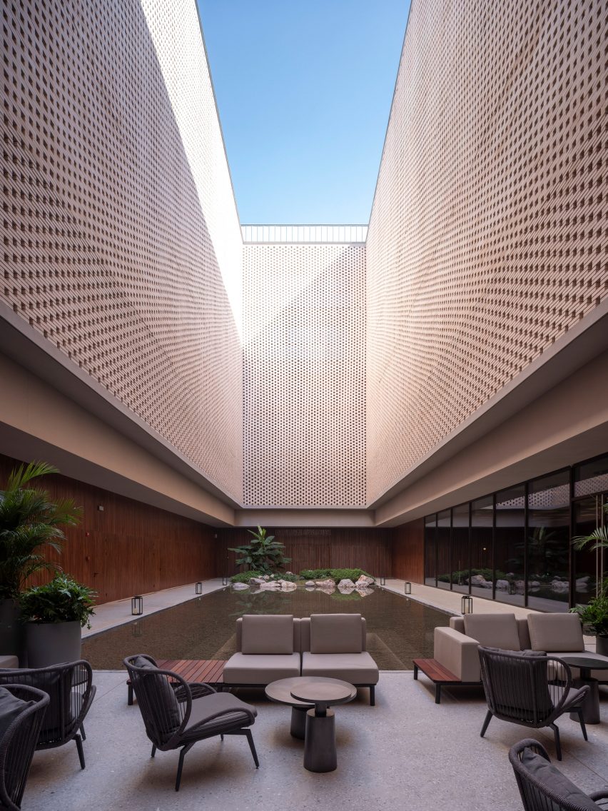 Hotel courtyard, Ceramic Art Avenue Taoxichuan by David Chipperfield Architects